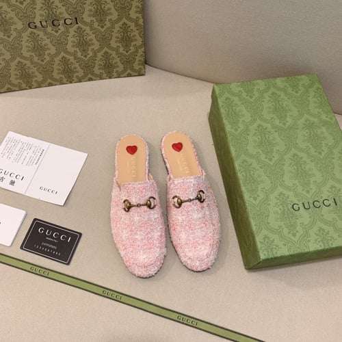 فلات قوتشي عده الوان