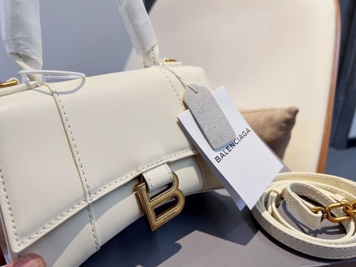 شنطه B ,مقاسين