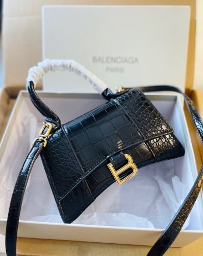 شنطه Bمقاس 19