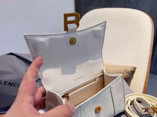 شنطه B ,مقاسين