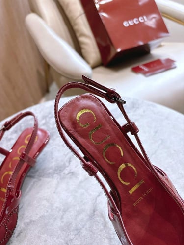 كعب قوتشي ارتفاع 3.5