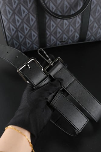 شنطه لابتوب 37×28