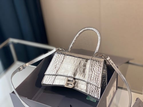 شنطه Bا مقاس 19