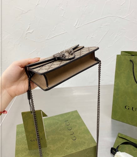 ديونيسوس مقاس 16.5