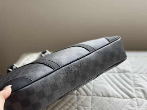 شنطه لابتوب 37*27