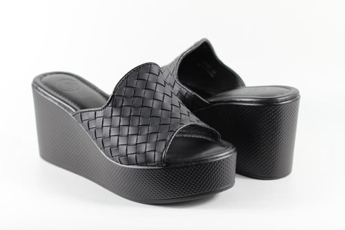 شبشب روكي مستوي