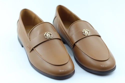 جزمة فلات مريحة