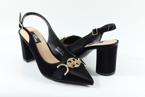 صندل كاجوال بكعب عريض