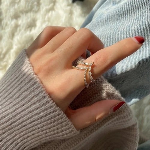 خاتم تاج الذهبي