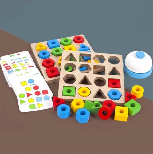 لعبة ترتيب الاشكال الخشبية