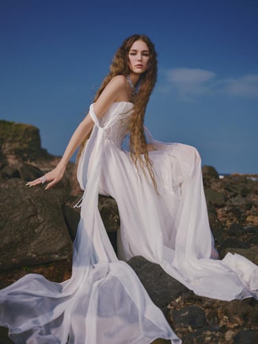 فستان البحيرة