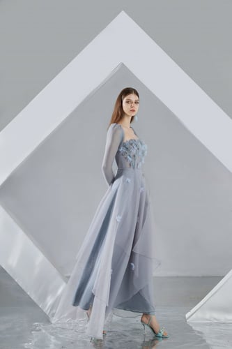 فستان زهرة اللولبية