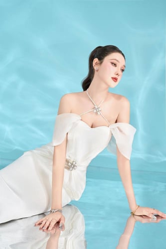 فستان أميليا