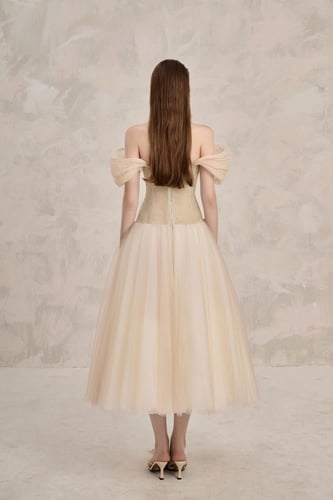 فستان ليونت