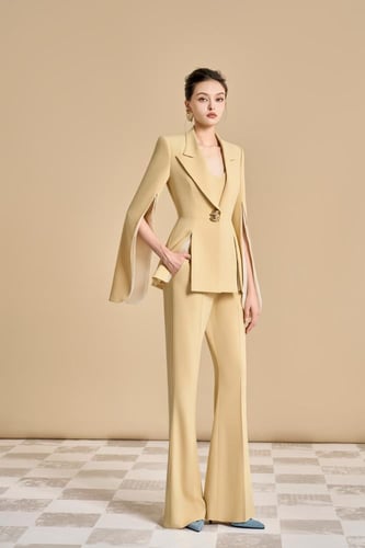 بنطلون لينا