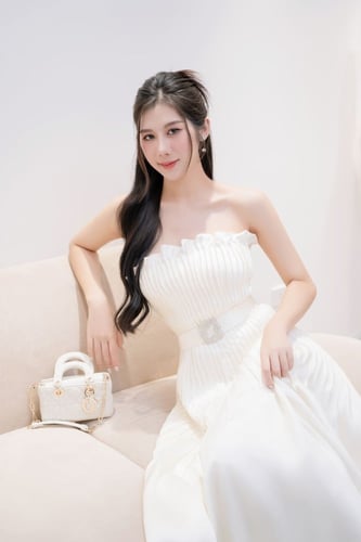 فستان كارين