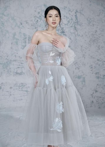 فستان دوريس