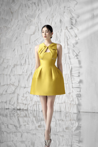 فستان الجنتيانا