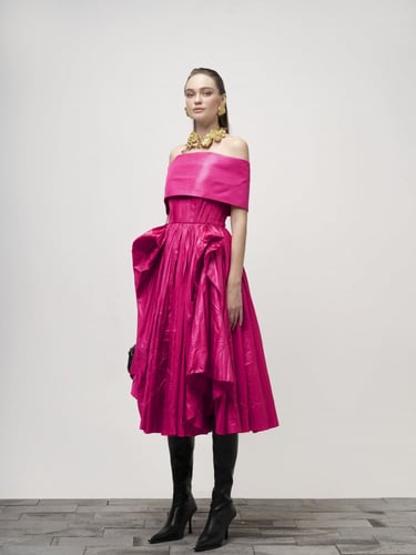 فستان البيلسان