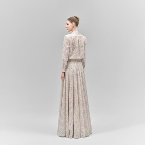 تنورة لوريا