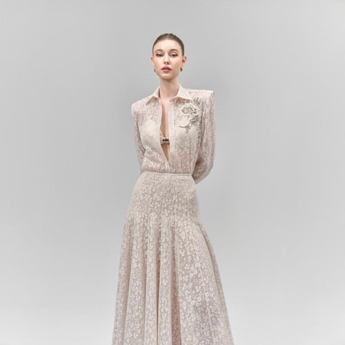 تنورة لوريا