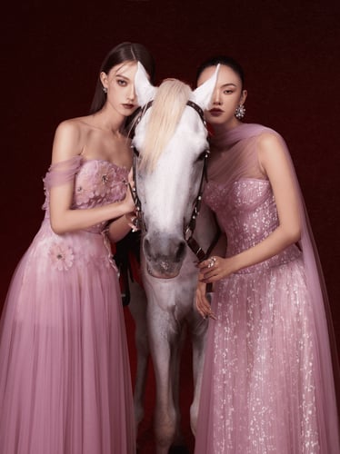 فستان إسثير