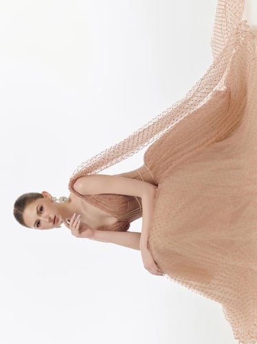 فستان بينيلوبي