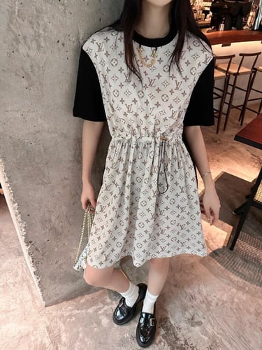 فستان بيج /اسود موديل 1314