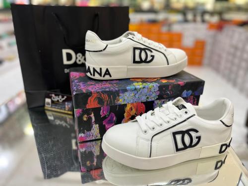 شوز ابيض /اسود موديل 1306