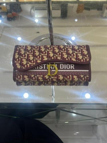 بوك عنابي 940