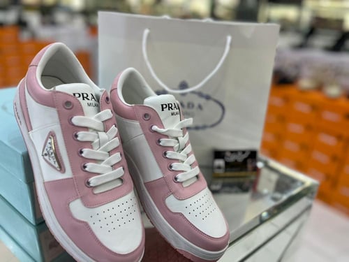 شوز وردي /ابيض موديل 1295