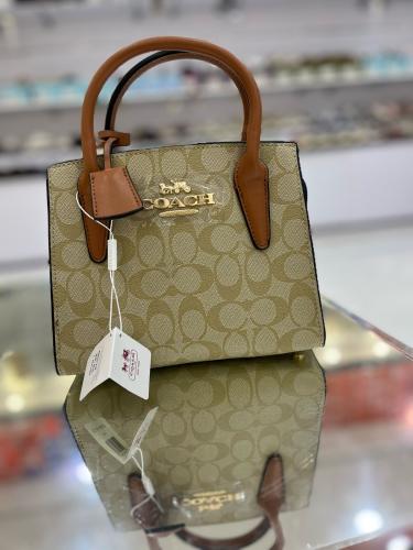 شنطة صغيرة بيج /بني موديل 1596