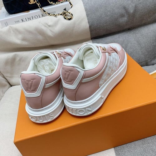 شوز وردي /ابيض موديل 1302