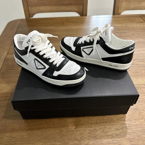 شوز اسود /ابيض موديل 1298