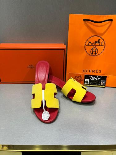 كعب نسائي موديل 17