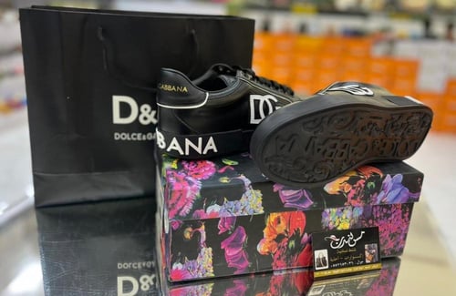 شوز اسود /ابيض موديل 1308