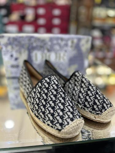 شوز موديل 571