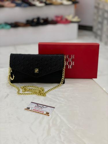شنطة وسط اسود 470363