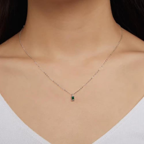 اميرالد سلسلة صغيرة من الفضة الاسترليني عيار 925 م...