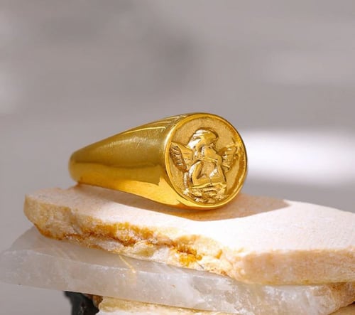 خاتم ملاك دائري ذهبي من الستانلس ستيل مضاد للصدأ