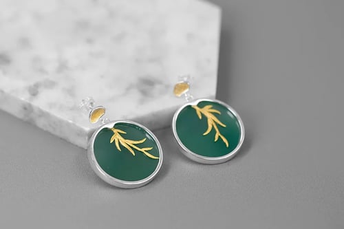 حلق اغصان ، قطعة فنية من مجموعة ارتست مصنوعة يدويا...