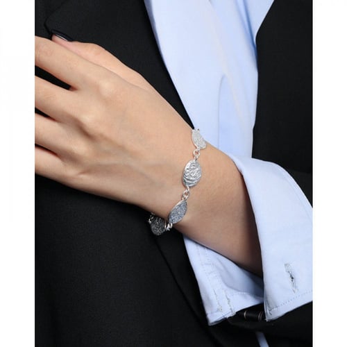 اسوارة فنتج بتصميم مميز من الفضة الاسترليني عيار 9...