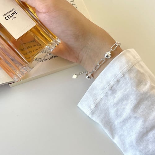 اسوارة الين بتصميم رقيق من الفضة الاسترليني عيار 9...