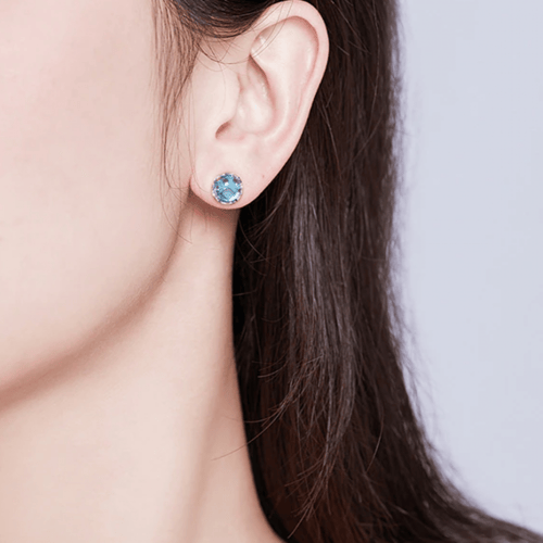 حلق حورية غير متماثل من الفضة الاسترليني عيار 925