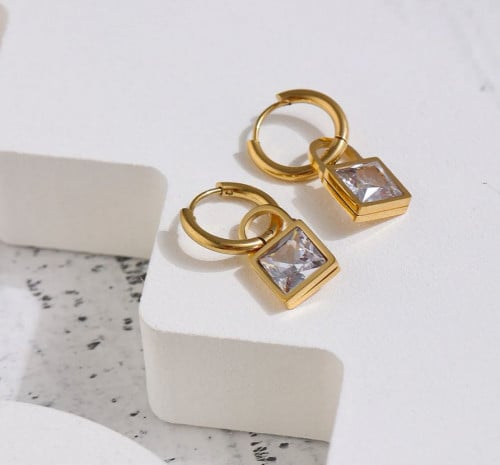 حلق كابتشر ذهبية من الستانلس ستيل مضاد للصدأ