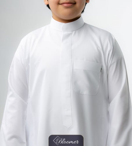 ثوب ولادي أبيض زرار