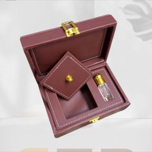 صندوق أهداء جلد إيطالي