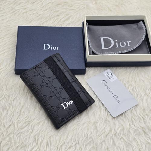 محافظ ديور Dior