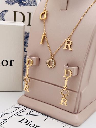 اكسسسورات ديور