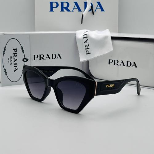 نظارة برادا PRADA